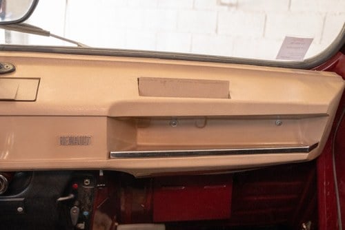 1967 Renault R4 Te koop (foto 21 van 85)