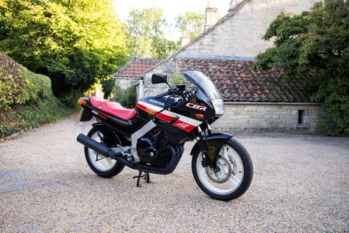 1986 Honda CBR250 Four à venda (imagem 19 de 72)