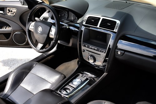 2011 Jaguar XKR Convertible 5L V8 X150 Te koop (foto 39 van 86)