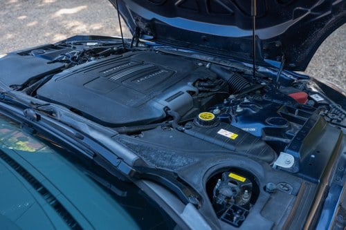 2014 Jaguar F-Type 3L V6S Coupe till salu (bild 135 av 151)