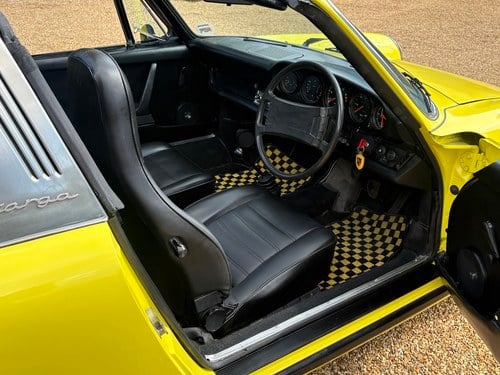 1974 Porsche 911 2.7 Targa Te koop (foto 2 van 90)
