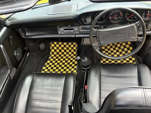 1974 Porsche 911 2.7 Targa Te koop (foto 8 van 90)