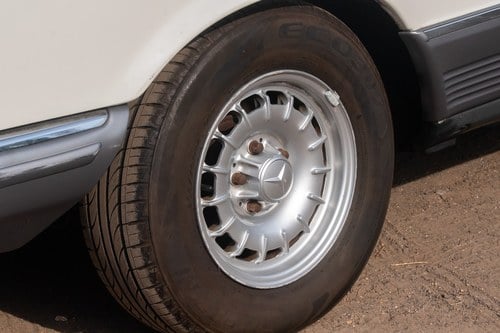 1985 Mercedes-Benz 500SEC C126 Series 1 For Sale (picture 27 of 155)