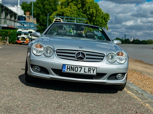 2007 Mercedes-Benz SL500 R230 - 5.5 V8 For Sale (picture 15 of 128)