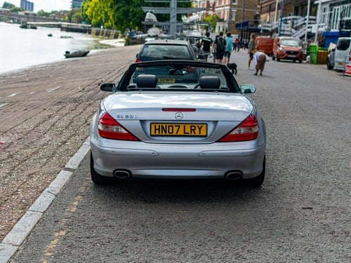 2007 Mercedes-Benz SL500 R230 - 5.5 V8 For Sale (picture 17 of 128)