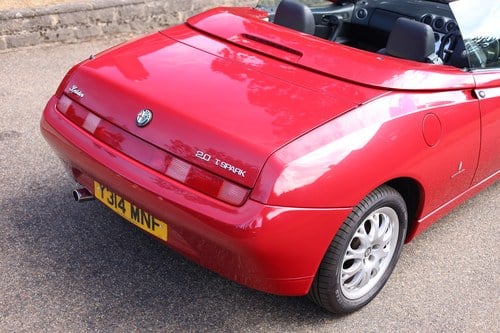 2001 Alfa Romeo 916 2L T Spark Spider Lusso Phase 2 Te koop (foto 109 van 192)