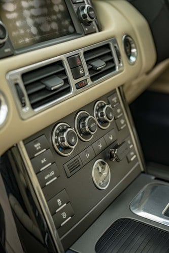2012 Land Rover Range Rover 4.4L TDV8 Vogue L322 For Sale (picture 86 of 330)