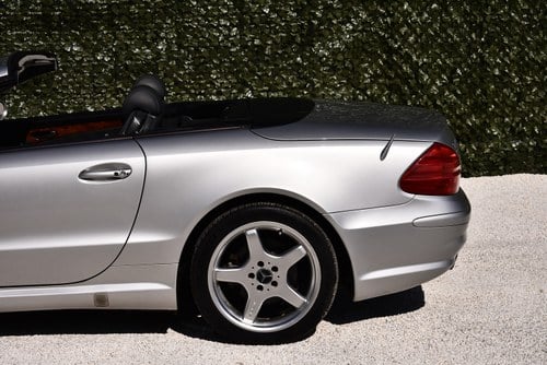 2003 Mercedes-Benz R230 SL500 Convertible 5,0L V8 "AMG Sport" For Sale (picture 66 of 97)