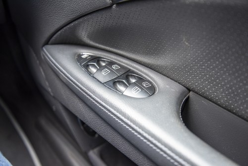 2005 Mercedes-Benz E320 CDI Sport W211 For Sale (picture 54 of 133)