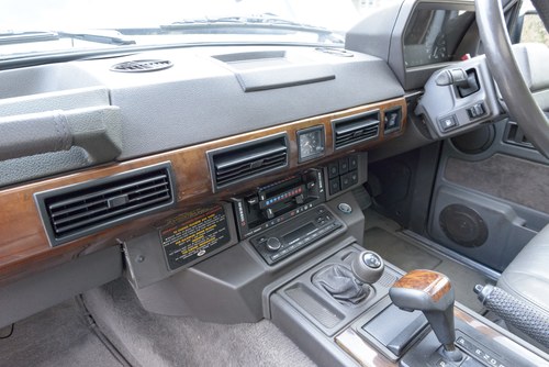 1991 Land Rover Range Rover ‘Classic’ 3.9L V8 Vogue SE Te koop (foto 37 van 147)