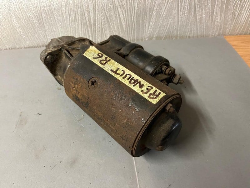 RENAULT 4L (R4L) - 2 RENAULT 4L (R4L) - 2
