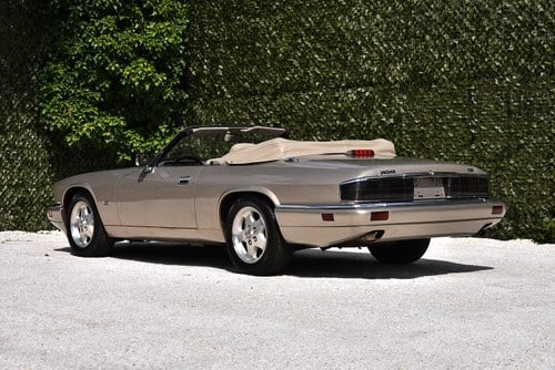1995 Jaguar XJS 4.0 Convertible For Sale (picture 14 of 104)