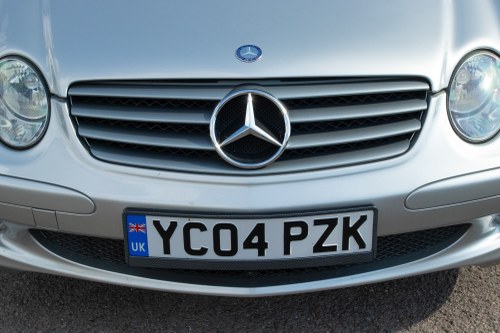 2004 Mercedes-Benz SL350 R230 à venda (imagem 100 de 207)