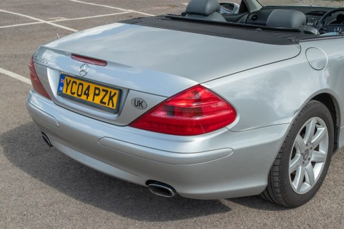 2004 Mercedes-Benz SL350 R230 à venda (imagem 133 de 207)