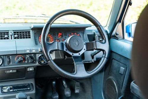 1989 Renault 5 GT Turbo Phase 2 RHD à venda (imagem 22 de 95)