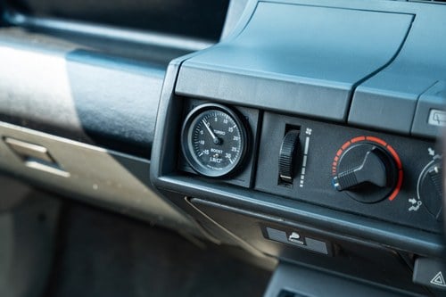 1989 Renault 5 GT Turbo Phase 2 RHD à venda (imagem 37 de 95)