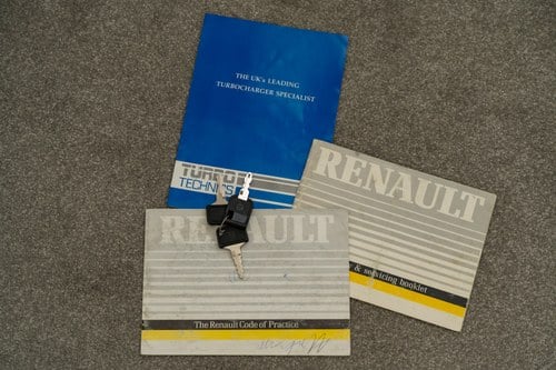 1989 Renault 5 GT Turbo Phase 2 RHD à venda (imagem 86 de 95)