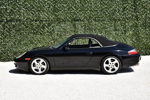 2001 Porsche 996 (911) Carrera Convertible 3,4L "Manual" Te koop (foto 21 van 74)