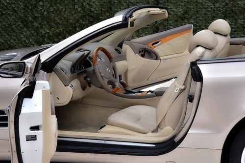 2004 Mercedes-Benz SL 500 Roadster (R230) à venda (imagem 23 de 93)