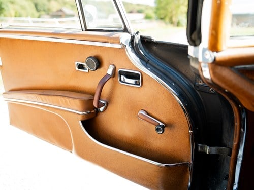1970 Mercedes-Benz 280SE 3.5 V8 Automatic Coupe ‘Flachkühler’ LHD W111 For Sale (picture 30 of 93)