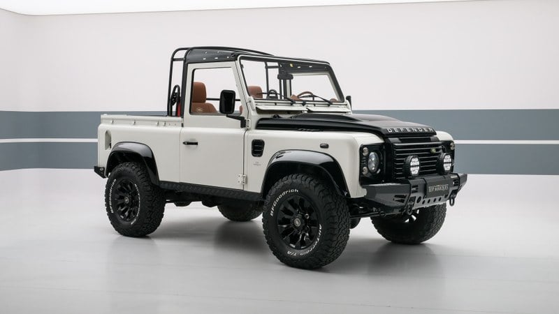 2005 Land Rover Defender - 2 2005 Land Rover Defender - 2
