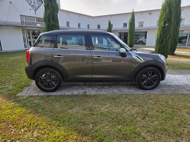 2011 Mini Countryman - 2 2011 Mini Countryman - 2