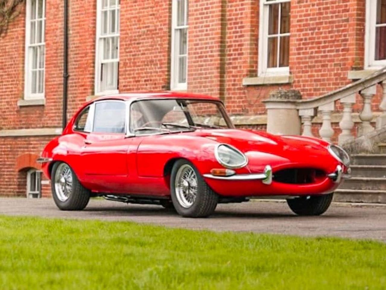 1970 Jaguar E-Type FHC
