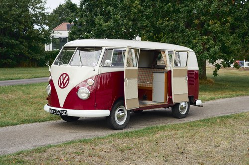 1966 Volkswagen Type 2 T1 Split Screen Camper à venda (imagem 14 de 154)