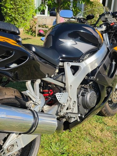 1996 Honda CBR-900RR Fireblade SC33 For Sale (picture 34 of 56)