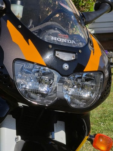 1996 Honda CBR-900RR Fireblade SC33 For Sale (picture 40 of 56)