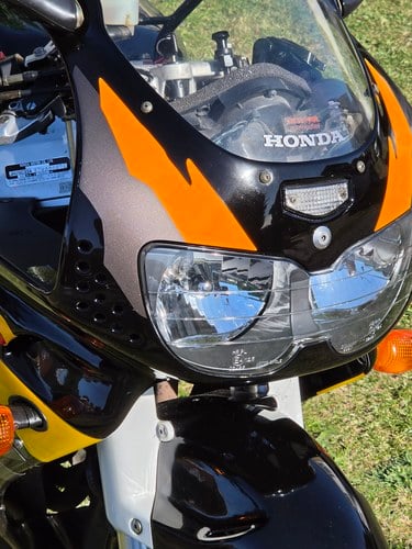 1996 Honda CBR-900RR Fireblade SC33 For Sale (picture 47 of 56)