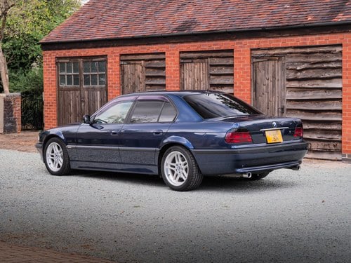 2001 BMW 735i Sport E38 à vendre (picture 10 of 127)