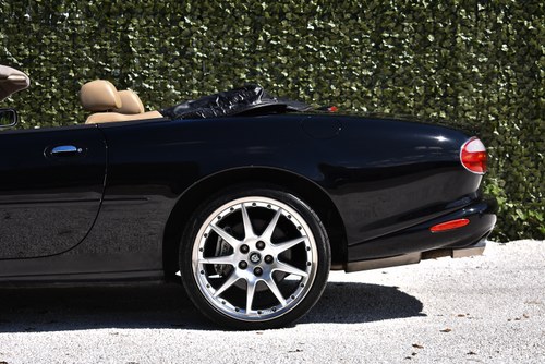 2003 Jaguar XKR 4.2L V8 Convertible X100 Te koop (foto 66 van 83)