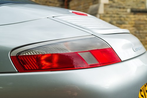 2004 Porsche 911 Carrera 4 Convertible 996.2 Manual In vendita (immagine 87 di 134)