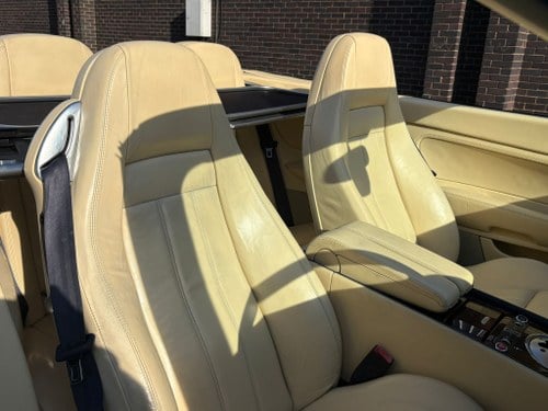 2007 Bentley Continental GTC W12 Te koop (foto 6 van 47)
