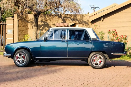 1974 Alfa Romeo 2000 Berlina Executive For Sale (picture 7 of 42)