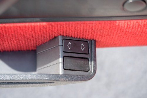1992 Peugeot 205 1.9 GTI For Sale (picture 37 of 100)