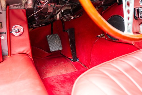 1967 Jaguar E-Type Series 1 4.2L 2+2 LHD Auto For Sale (picture 24 of 151)