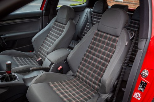 2006 Volkswagen Golf GTI Te koop (foto 37 van 135)