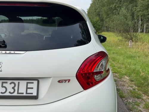 2014 Peugeot 208 GTi In vendita (immagine 103 di 138)