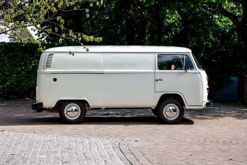 1973 Volkswagen Type 2 Panel Van For Sale (picture 4 of 158)
