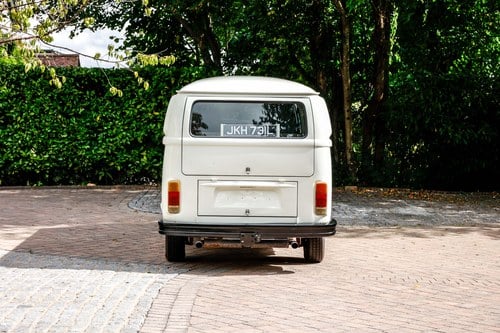 1973 Volkswagen Type 2 Panel Van For Sale (picture 6 of 158)