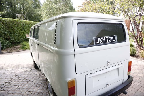 1973 Volkswagen Type 2 Panel Van For Sale (picture 26 of 158)