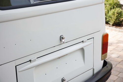 1973 Volkswagen Type 2 Panel Van For Sale (picture 41 of 158)