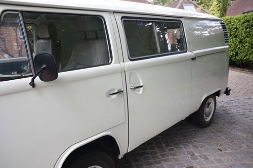 1973 Volkswagen Type 2 Panel Van For Sale (picture 103 of 158)