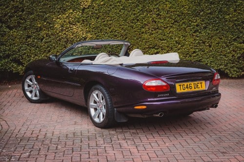 1999 Jaguar XKR Convertible X100 Te koop (foto 6 van 251)