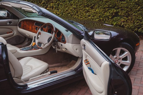 1999 Jaguar XKR Convertible X100 Te koop (foto 82 van 251)