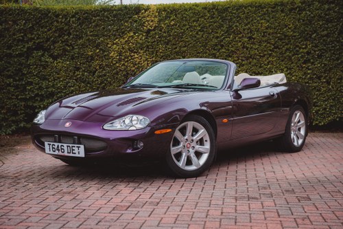 1999 Jaguar XKR Convertible X100 Te koop (foto 11 van 251)