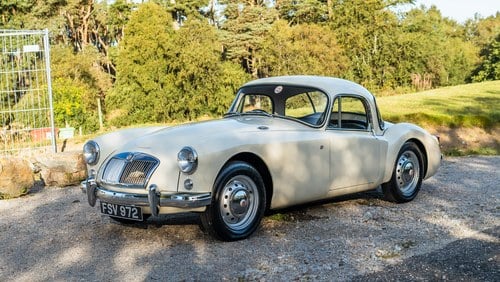 1958 MG MGA 1500 Coupe RHD For Sale (picture 3 of 152)