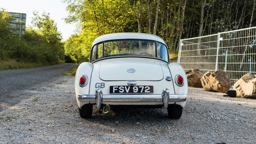 1958 MG MGA 1500 Coupe RHD For Sale (picture 8 of 152)